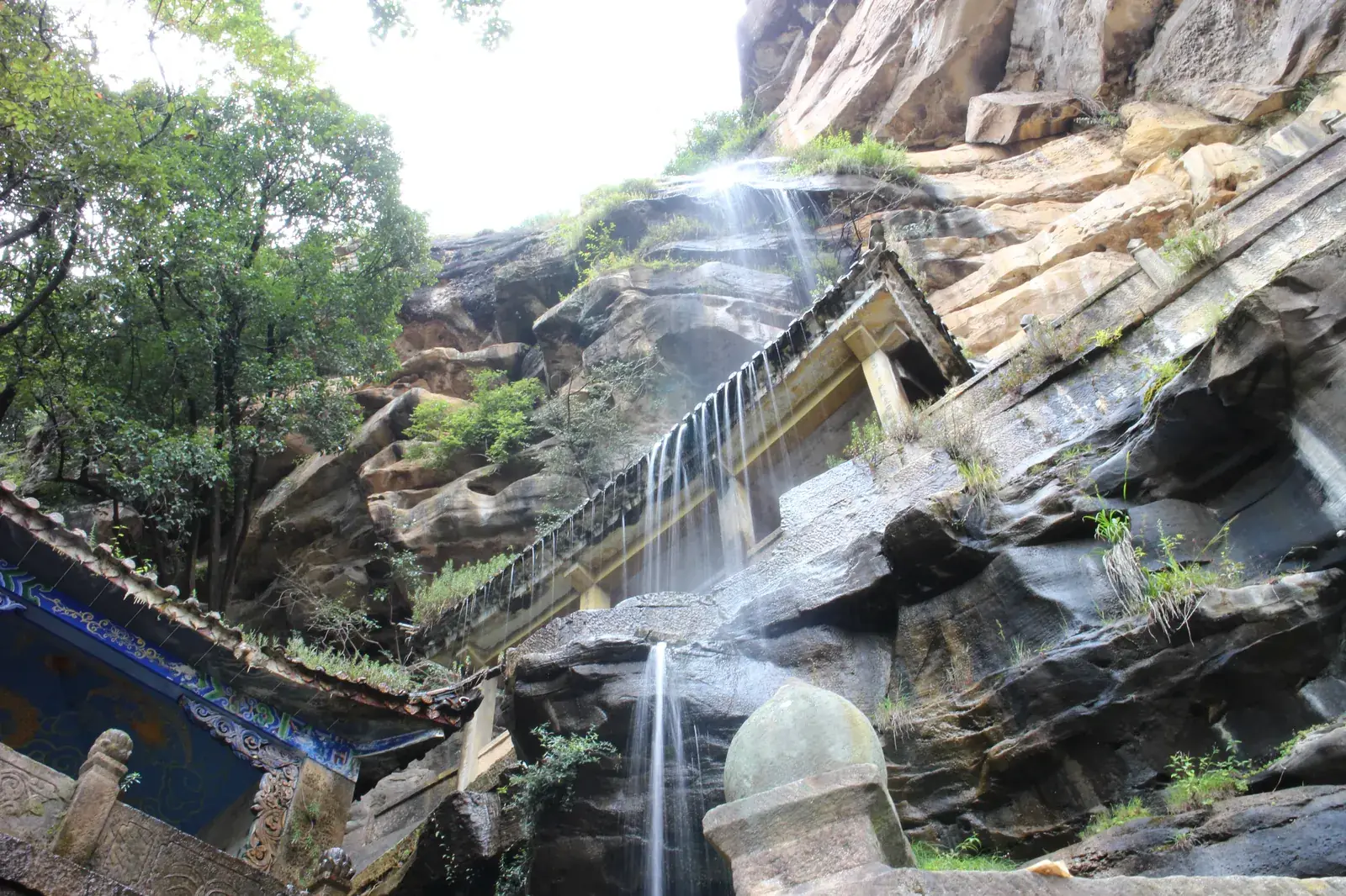 Cliffside temple at Shibaoshan near Jianchuan, Yunnan