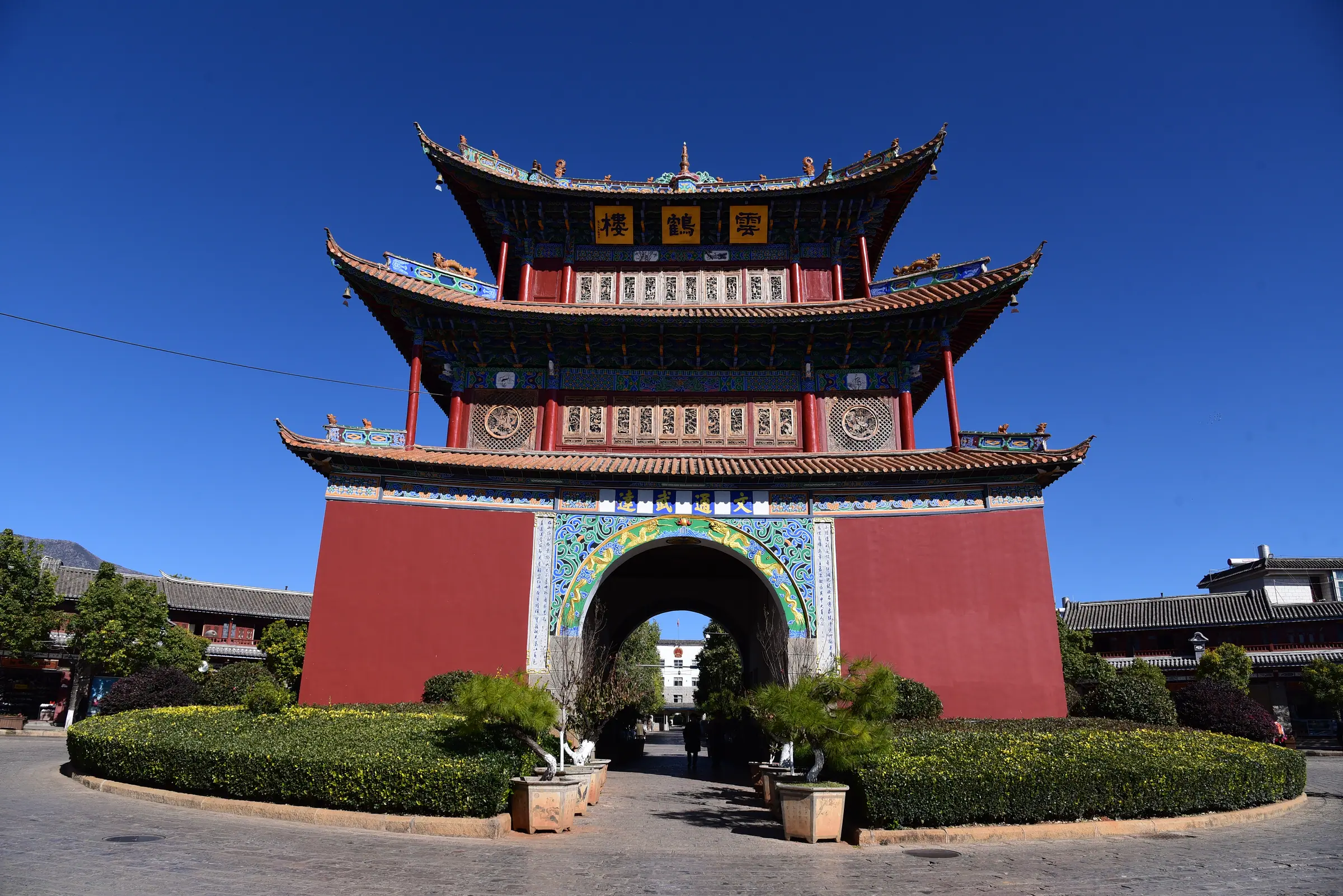 Wuhua Tower in Dali Ancient Town, with a clear blue sky